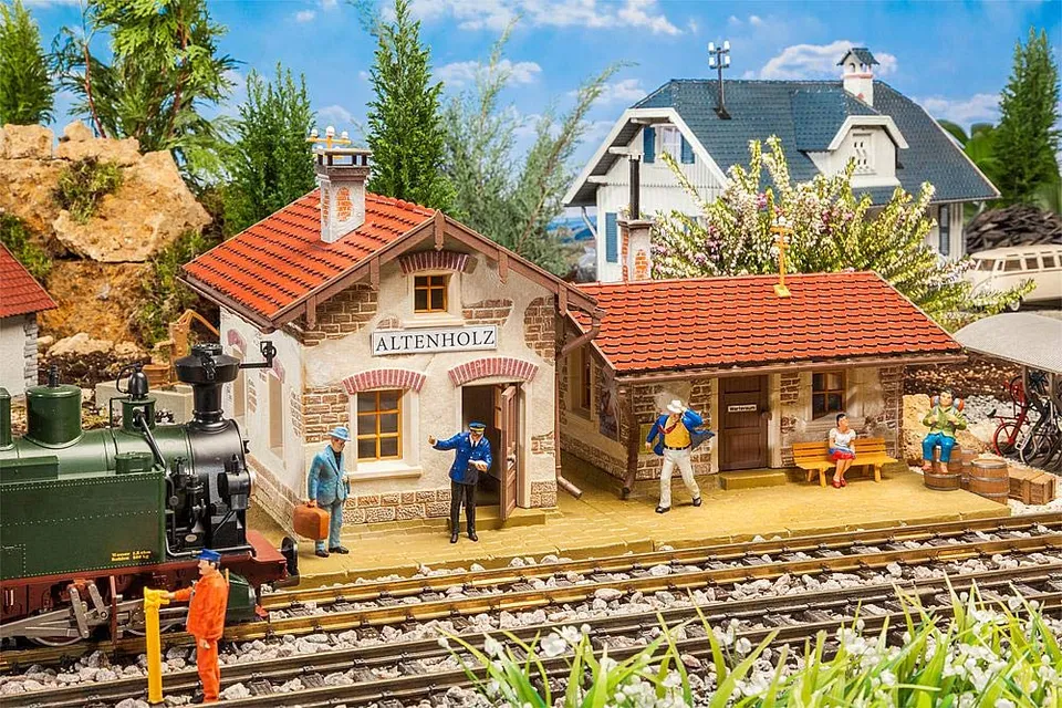 pola-bahnhof-altenholz-spur-g-bausatz image 1
