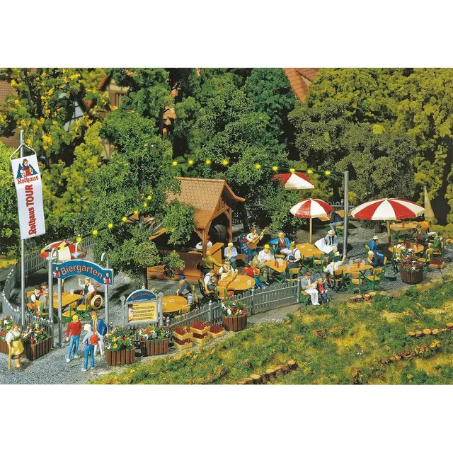 faller-180564-biergarten-mit-beleuchtung-spur-h0 image 1