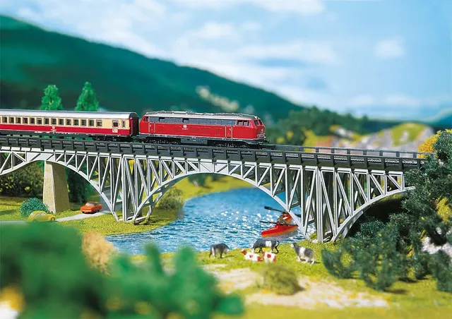 faller-282915-deck-arch-bridge-xl-stahltr-gerbr-cke-z-220-mm image 1