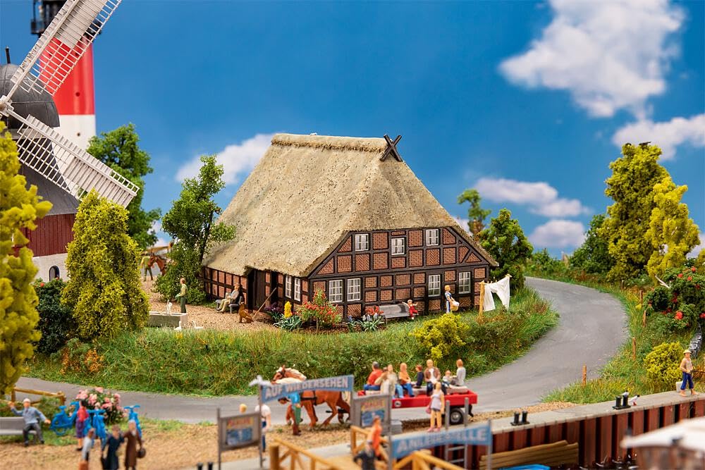 faller-130552-hallenhaus-fachwerkhaus-bausatz-spur-h0 image 2