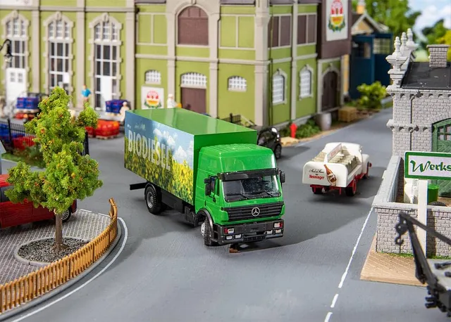 faller-lkw-mb-sk-biodiesel-herpa-car-system-modell image 1