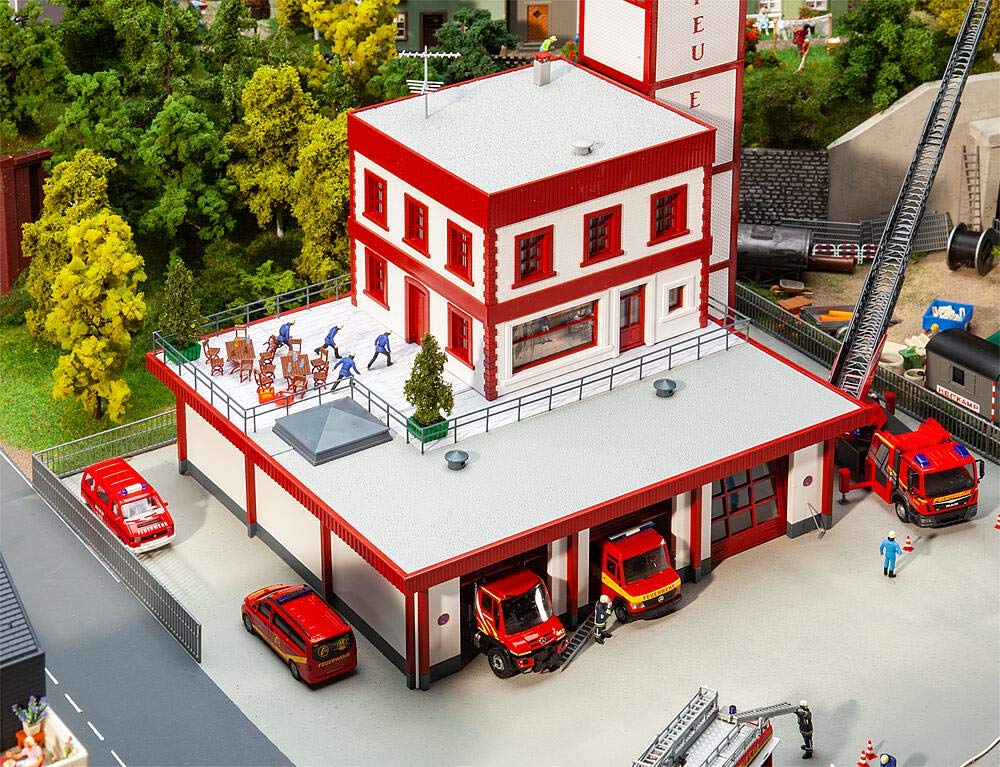 faller-moderne-feuerwache-geb-ude-bausatz-h0 image 4