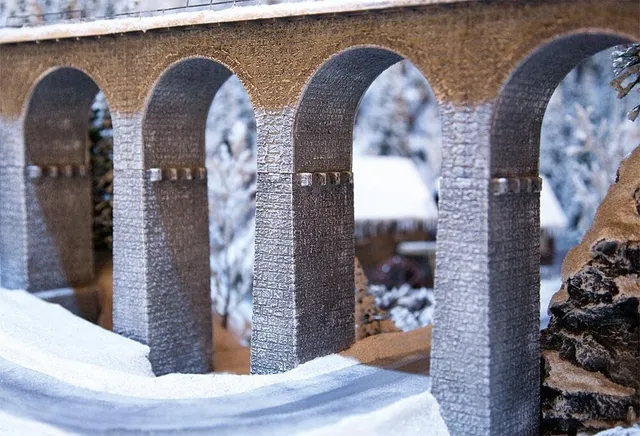 faller-120479-3-viaduktpfeiler-18-cm-h0-einheitsgr-e image 1