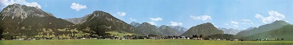 faller-180516-modellhintergrund-oberstdorf-3-teilig image 1