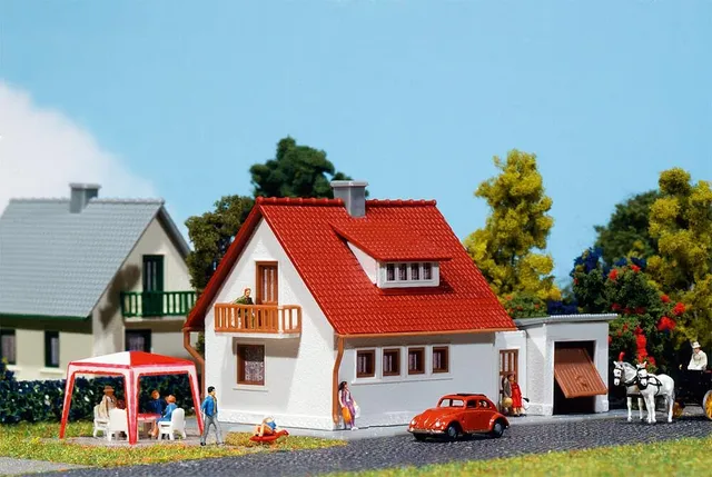 faller-siedlungshaus-mit-garage-bausatz-spur-n image 1