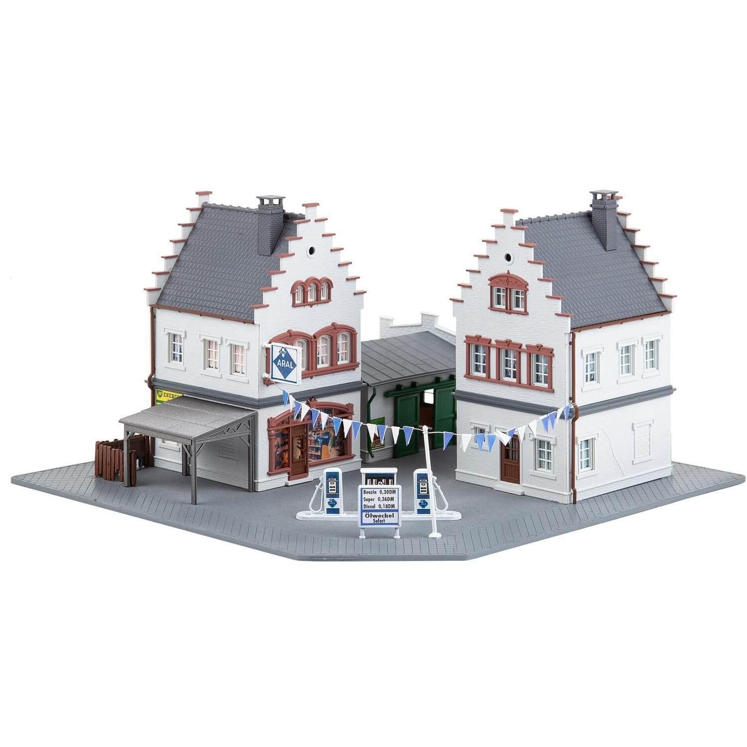 faller-130167-tankstelle-hesselbach-aral-set image 1