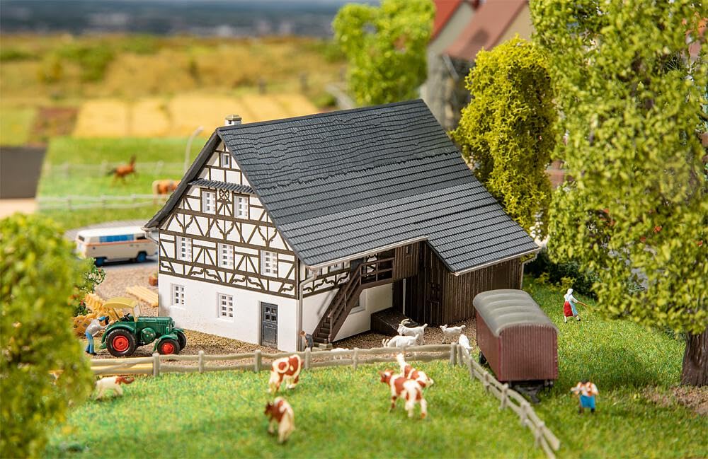 faller-232190-bauernhaus-h0-modellbausatz image 2