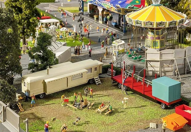 faller-140480-kirmeswagen-set-i-bausatz image 1
