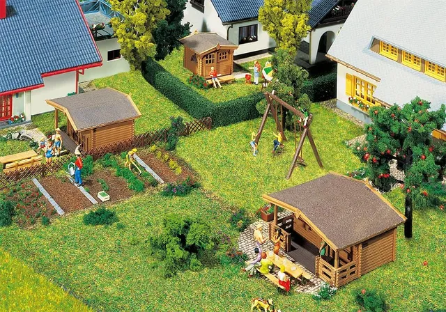 faller-232209-3-gartenh-user-bausatz-spur-n image 1