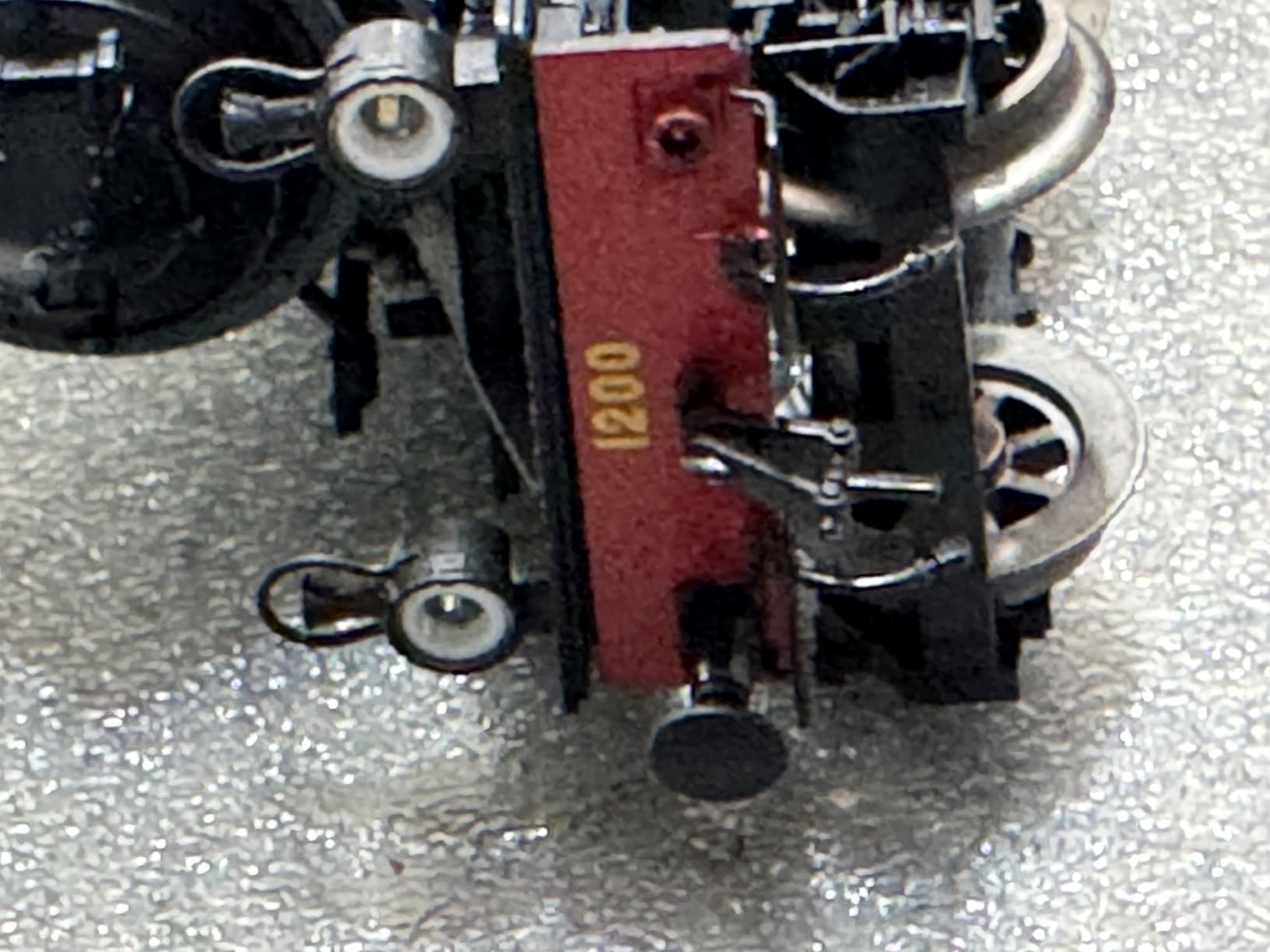 Schwere Metalllok, toller Klang