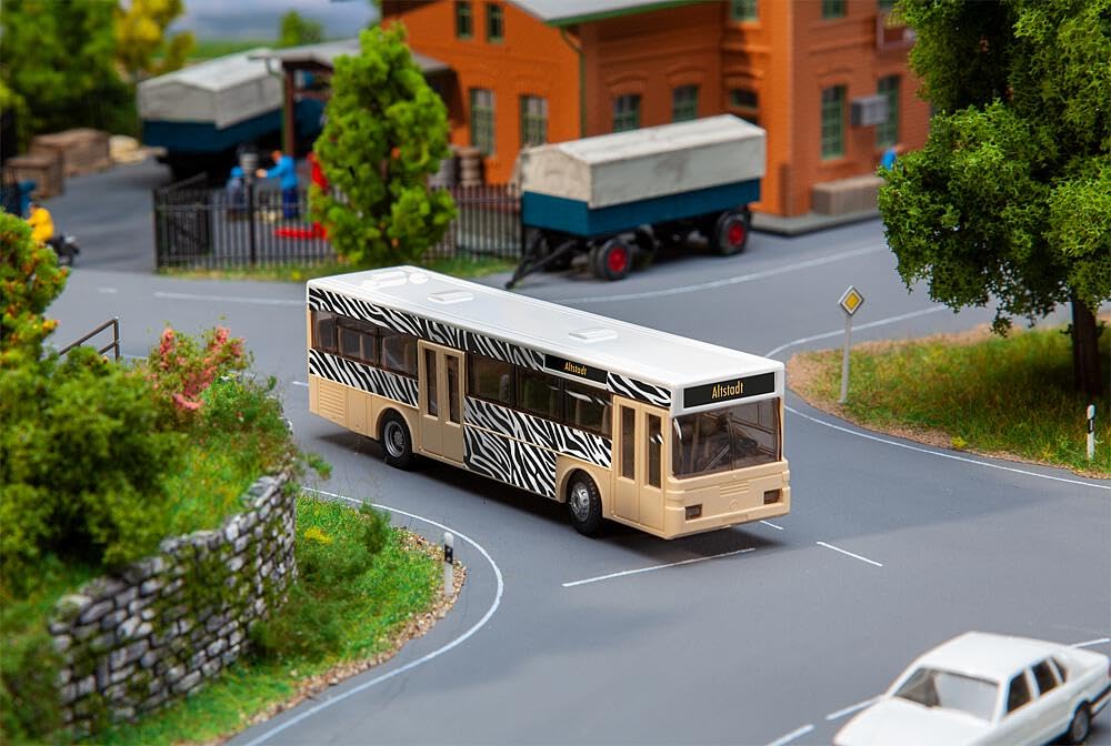 faller-car-system-start-set-bus-mb-o405-inkl-decos-spur-h0-epoche-v image 1