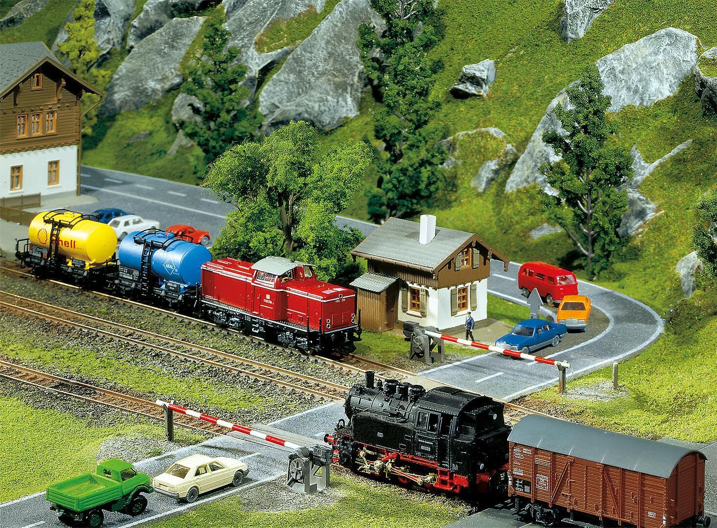 faller-282730-bahn-bergang-spur-z-bausatz image 4