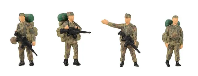 faller-151753-soldaten-mit-gep-ck-figuren-set image 1