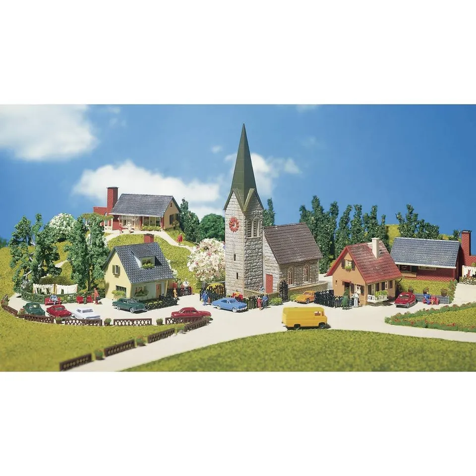 faller-232220-dorfbausatz-kirche-3-wohnh-user-spur-n image 1