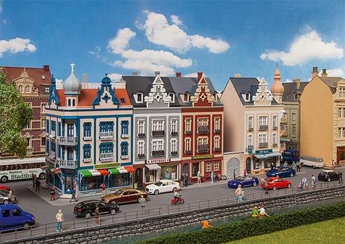 faller-beethovenstra-e-stadth-userzeile-h0-modellbausatz-452x118x200-mm image 8
