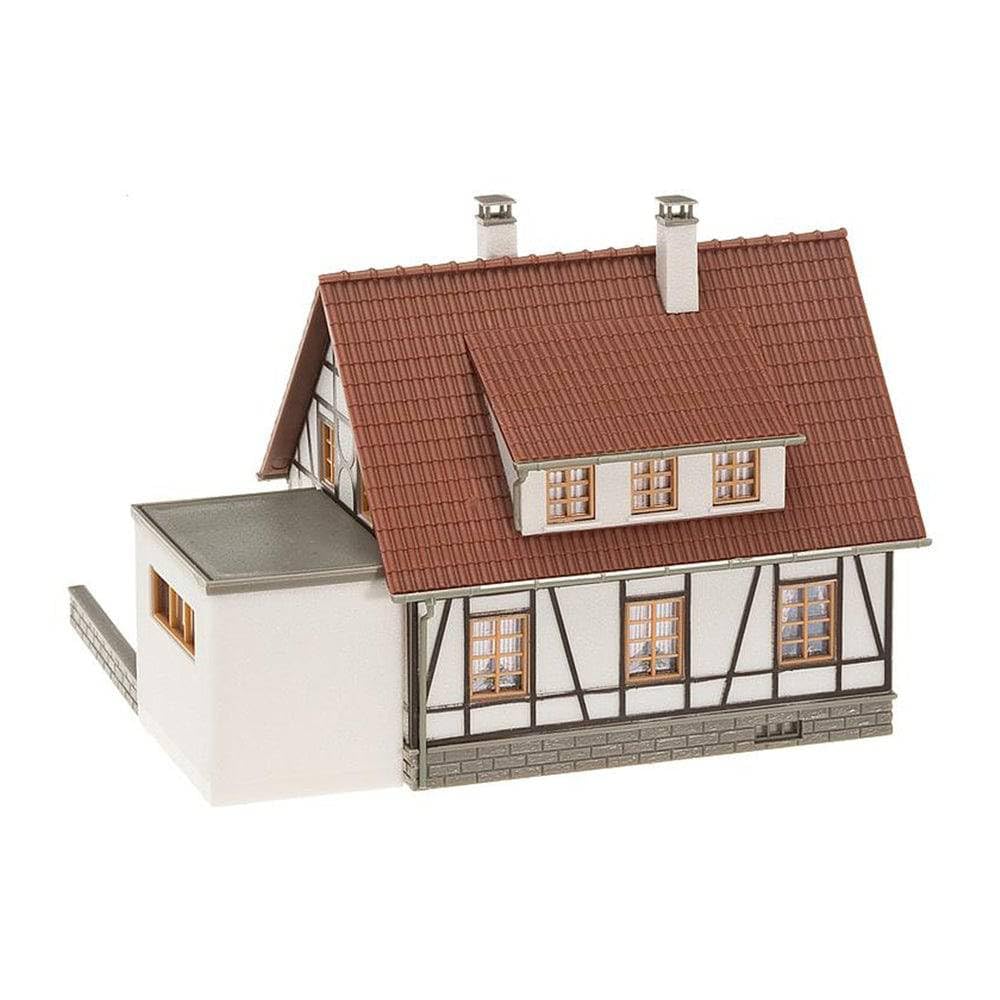 faller-130215-fachwerkhaus-mit-garage-h0-geb-ude-bausatz image 3