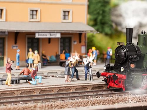 noch-fotografen-figuren-set-h0-1-87-6-figuren-stehend-und-kniend image 5