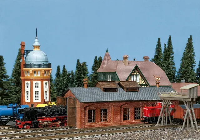 faller-222141-lokschuppen-1-st-ndig-spur-n-grau-braun image 1