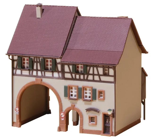 faller-232374-altstadttor-n-durchfahrtsbogen-mit-passage image 1