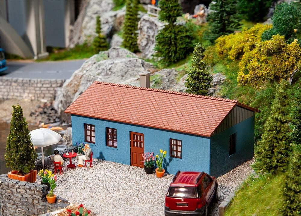 faller-130656-holiday-home-ferienhaus-bausatz-spur-h0 image 1