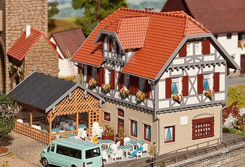 faller-130438-gasthaus-sonne-mit-laube-h0-bausatz image 8