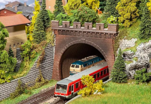faller-2-tunnelportale-2-gleisig-h0-naturstein image 1
