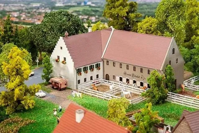 faller-gest-t-erlenhof-spur-n-bausatz-bauernhof image 1