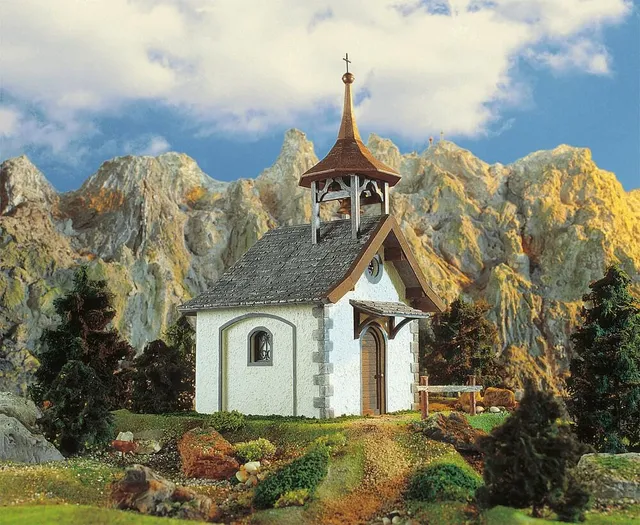 pola-331840-bergkapelle-spur-g-bausatz image 1