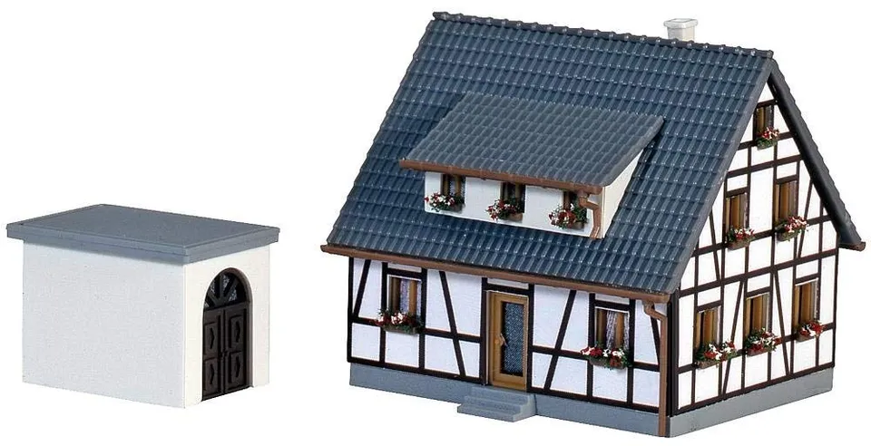faller-fachwerkhaus-spur-z-modellbausatz image 1