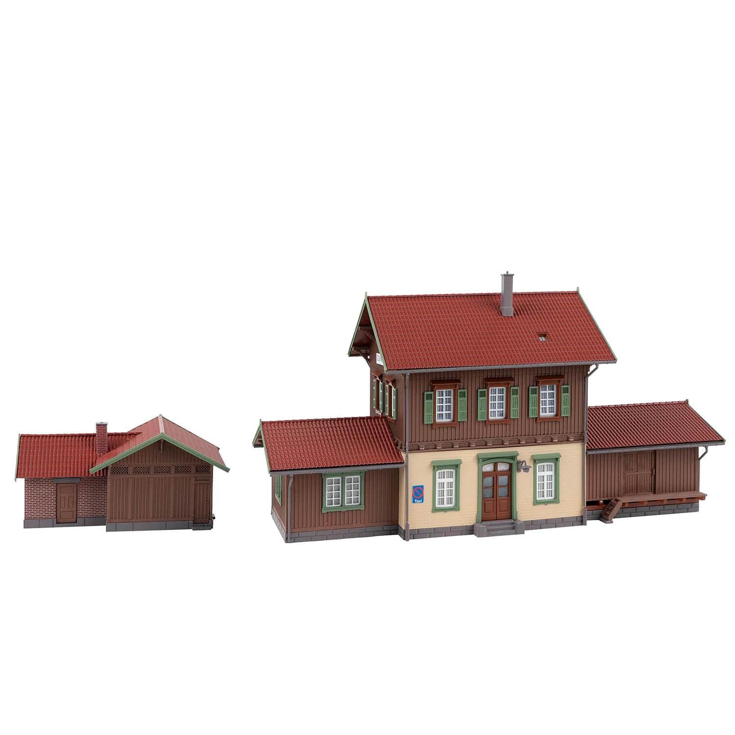 faller-bahnhof-gomadingen-empfangsgeb-ude-bausatz image 2